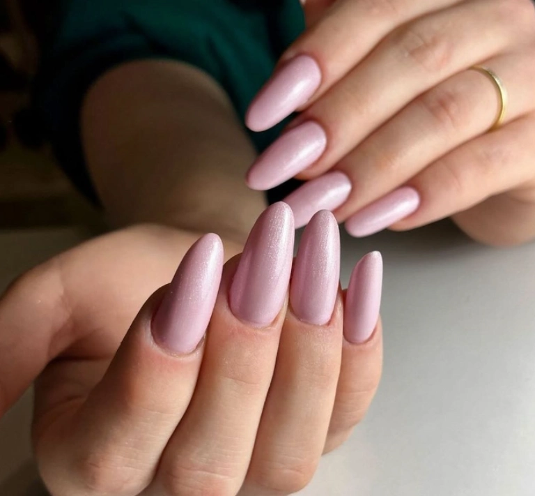 Manicure hybrydowy